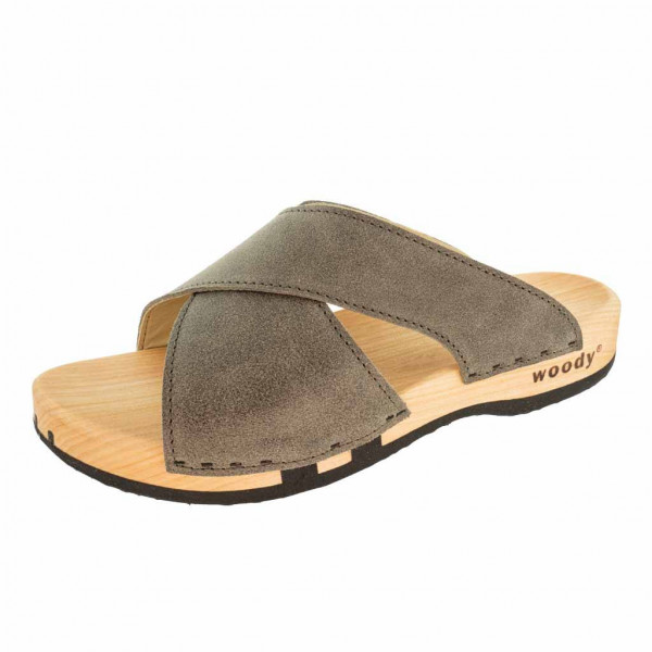 Mila Leder Sand